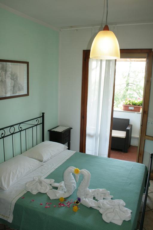 Agriturismo La Quiete Roncofreddo Δωμάτιο φωτογραφία