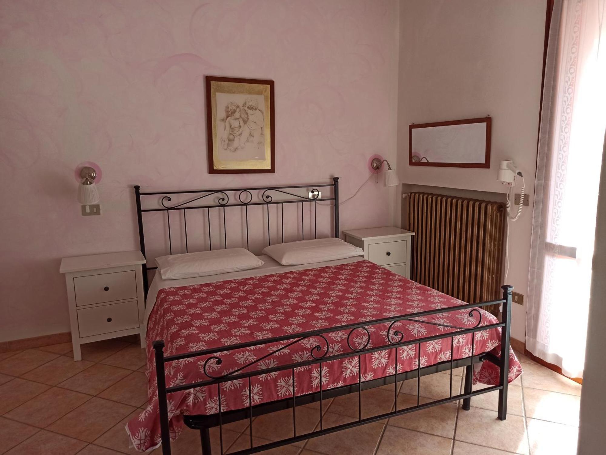 Agriturismo La Quiete Roncofreddo Δωμάτιο φωτογραφία